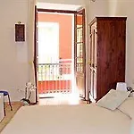 Castello Casa de hóspedes 3*