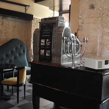 Castello Casa de hóspedes 3*