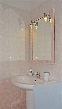 Castello Guest house