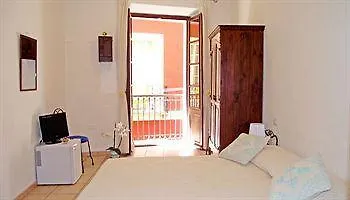 Castello Guest house 3*